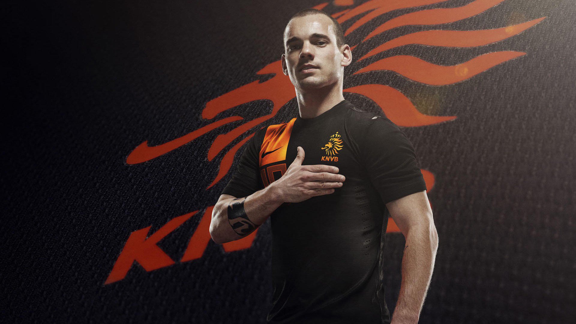 战略升级:新月转向长远球队建设模式